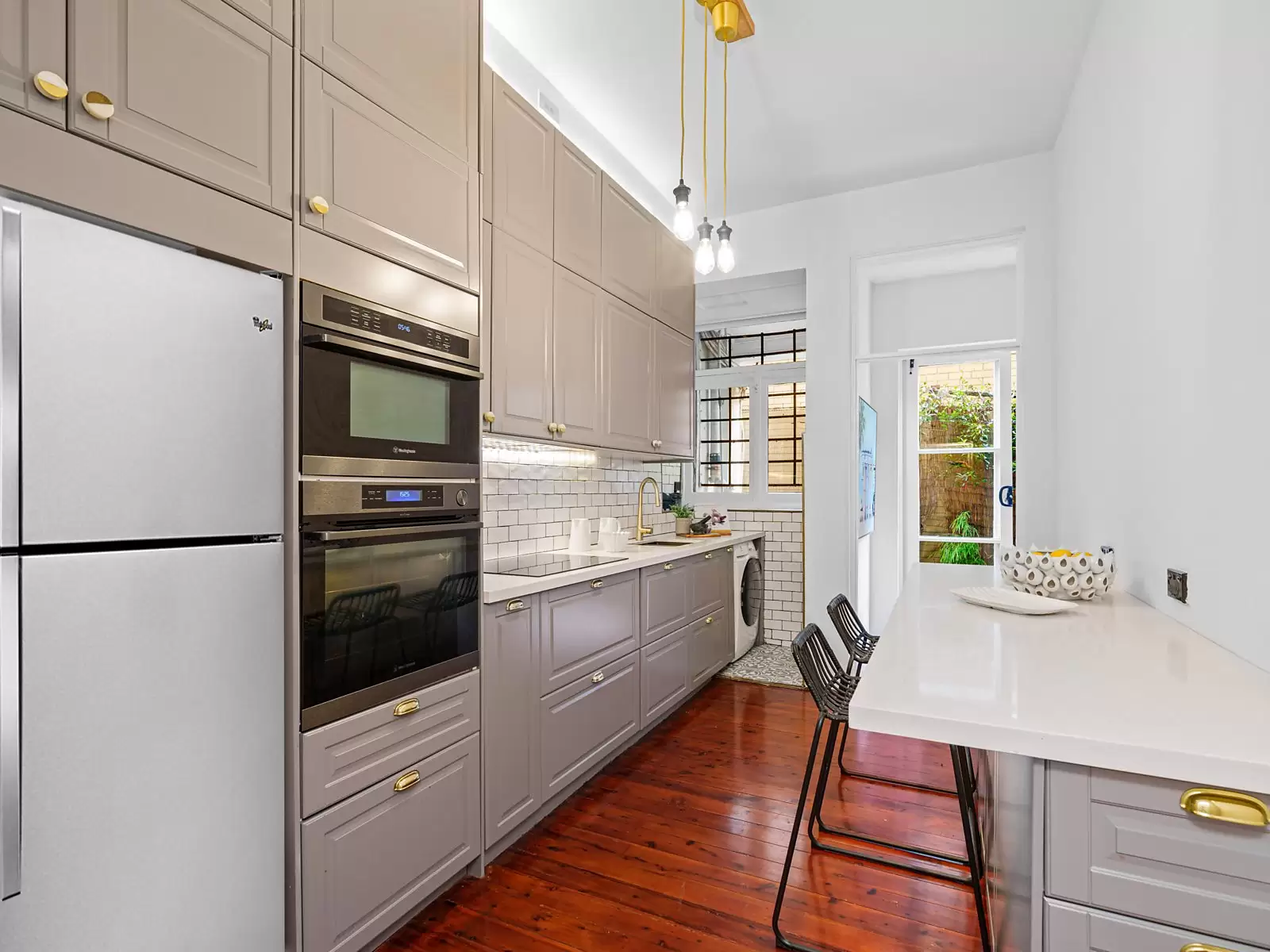 3/241 Old South Head Road, Bondi Sold by Sydney Sotheby's International Realty - image 3