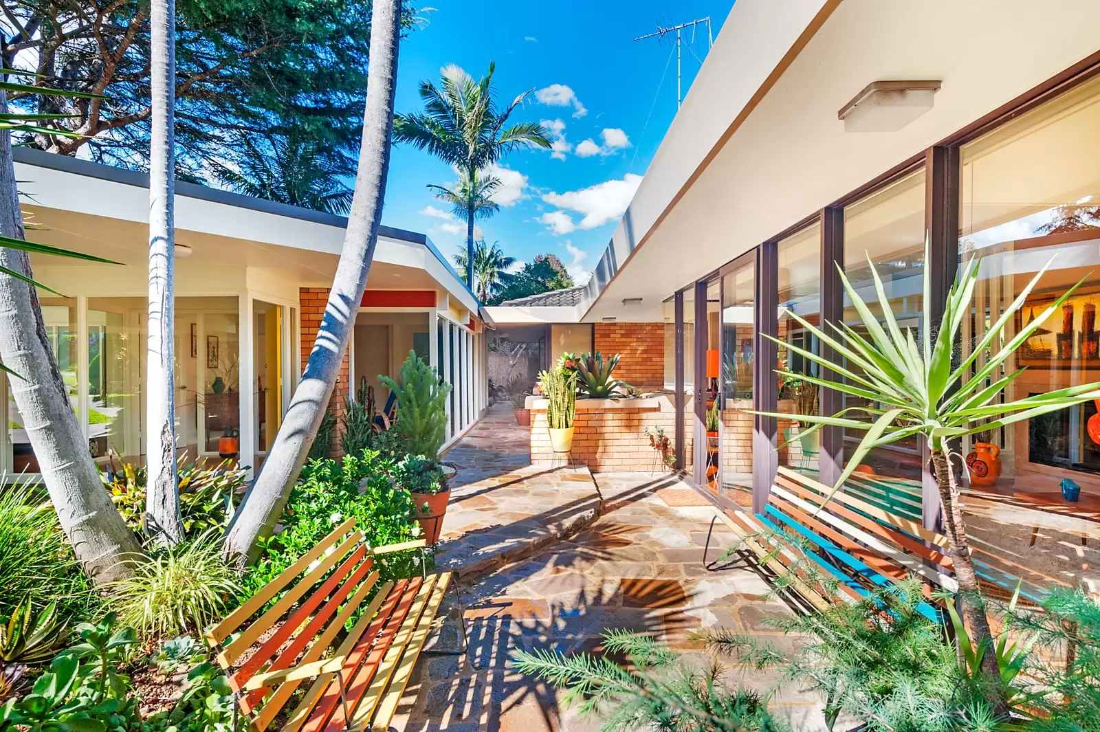 5 Balmoral Place, Carlingford Sold by Sydney Sotheby's International Realty - image 9