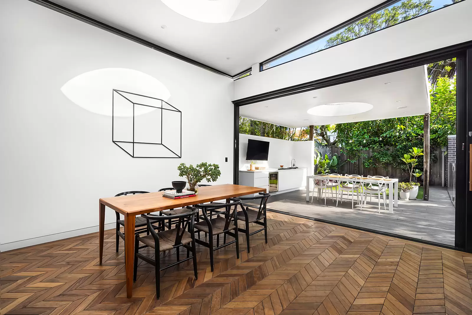 16 Douglas Street, Clovelly Sold by Sydney Sotheby's International Realty - image 5
