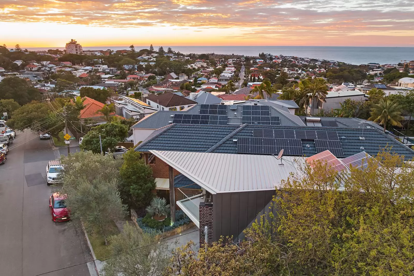16 Douglas Street, Clovelly Sold by Sydney Sotheby's International Realty - image 8