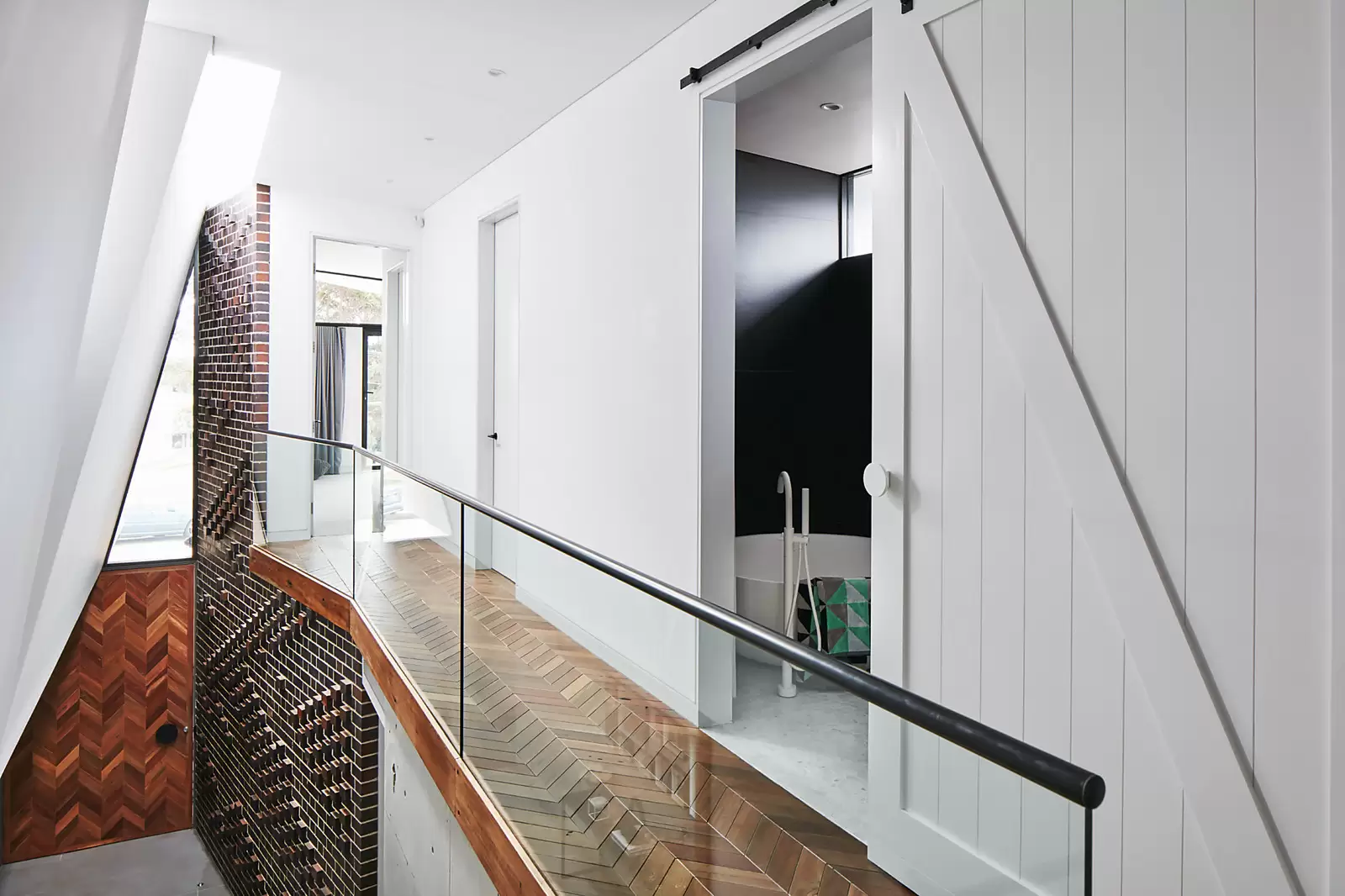 16 Douglas Street, Clovelly Sold by Sydney Sotheby's International Realty - image 11