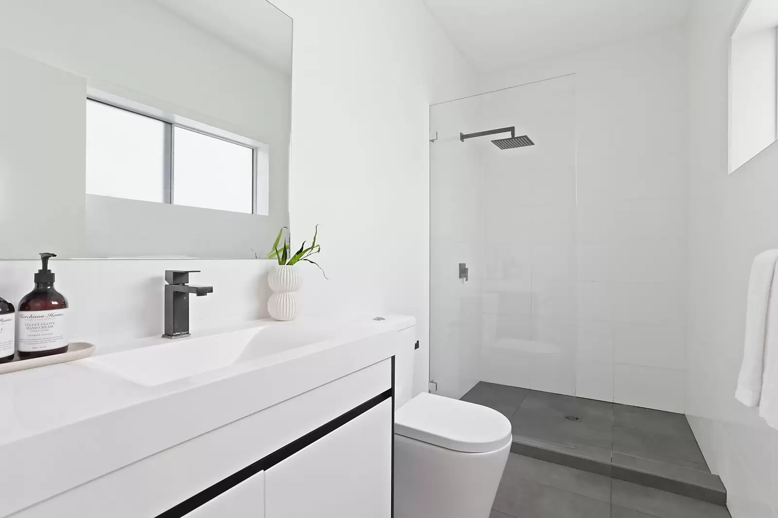 82 Glanfield Street, Maroubra Sold by Sydney Sotheby's International Realty - image 11