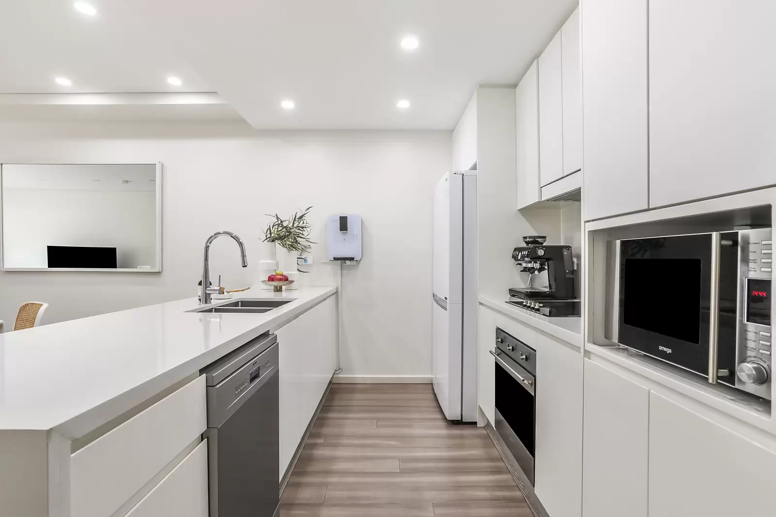 82 Glanfield Street, Maroubra Sold by Sydney Sotheby's International Realty - image 5