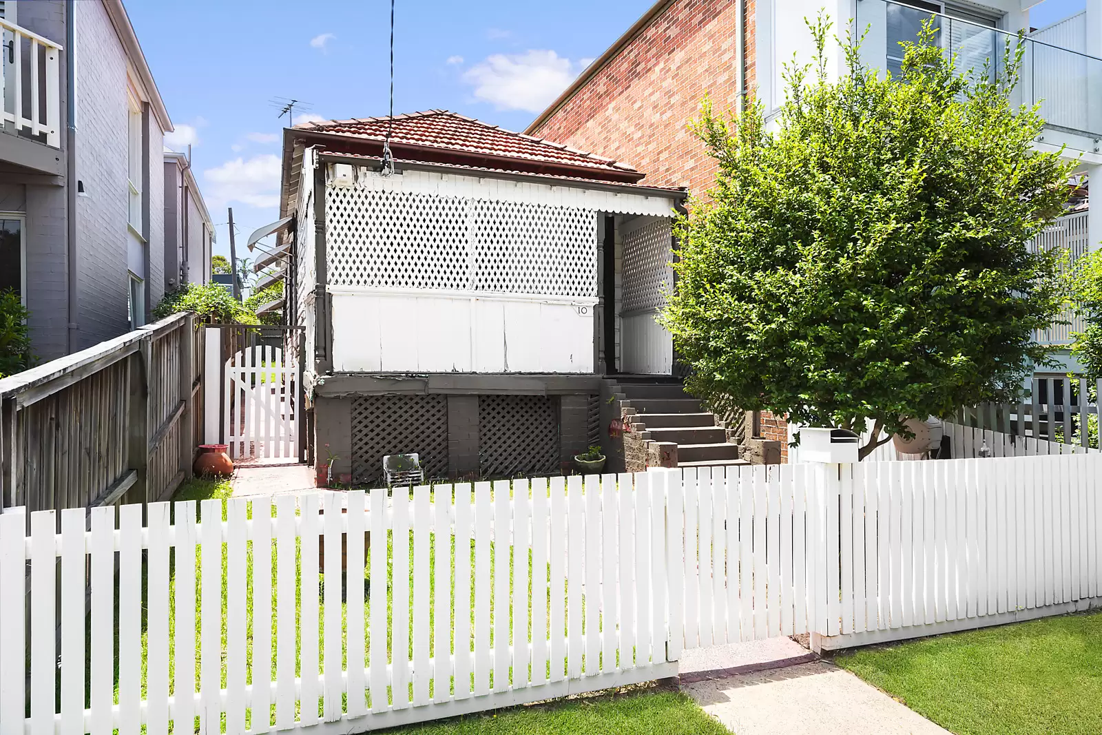 10 Hewlett Street, Bronte Sold by Sydney Sotheby's International Realty - image 3