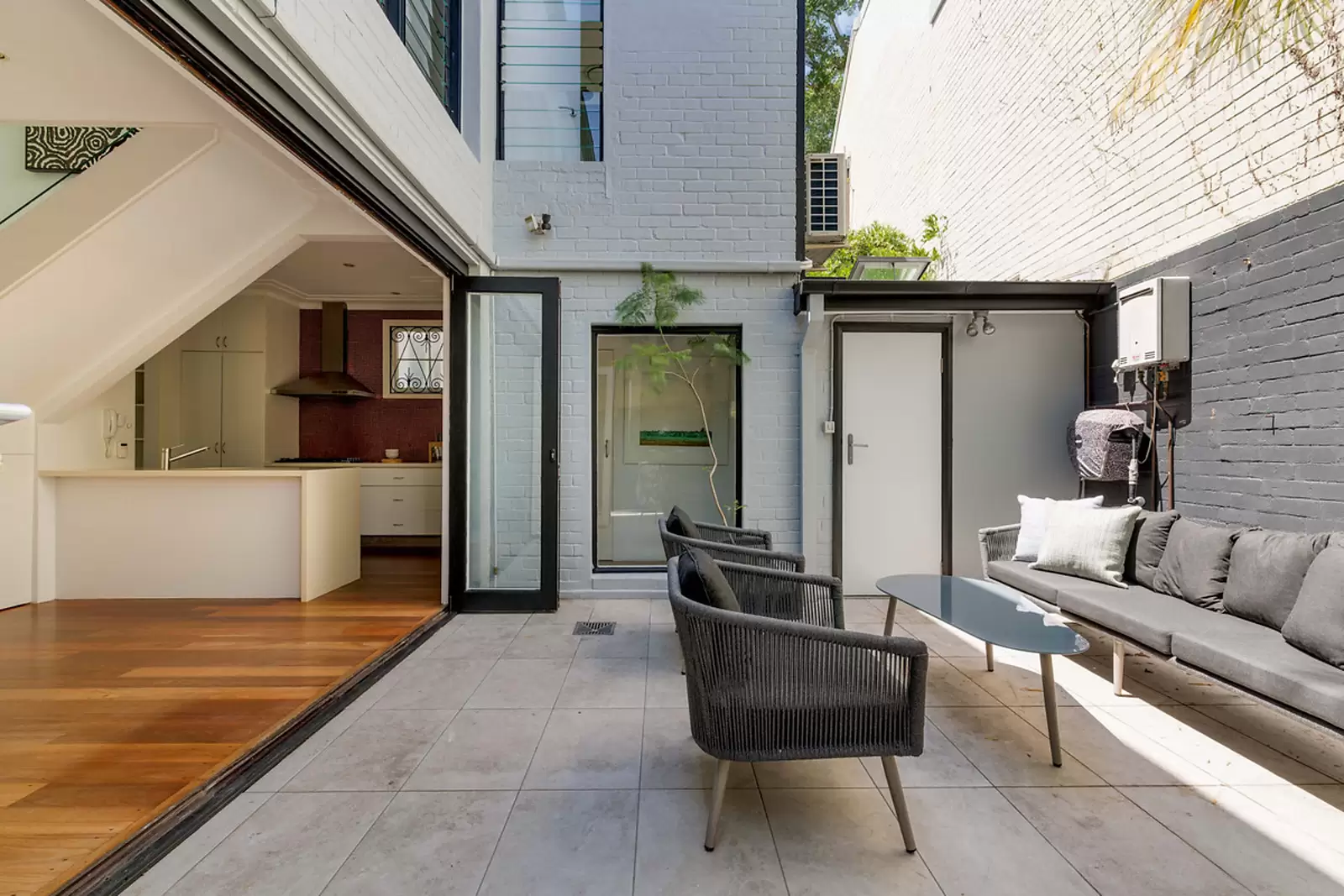 47 Oatley Road, Paddington Sold by Sydney Sotheby's International Realty - image 8