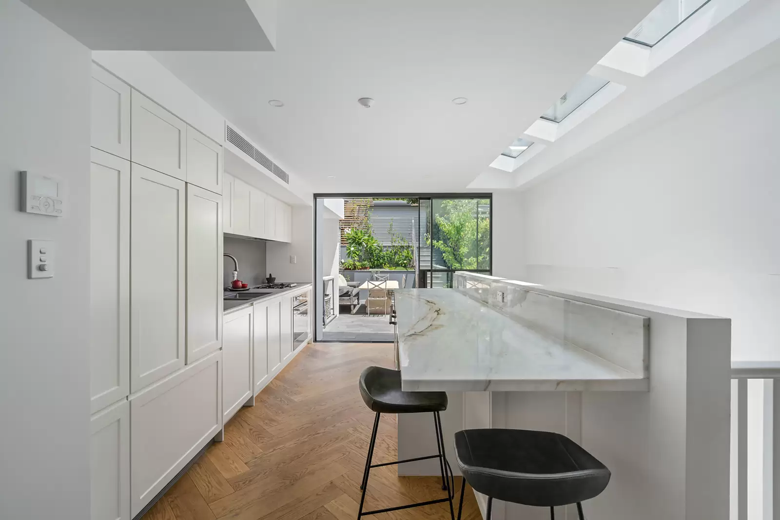 3 Olive Street, Paddington Sold by Sydney Sotheby's International Realty - image 2
