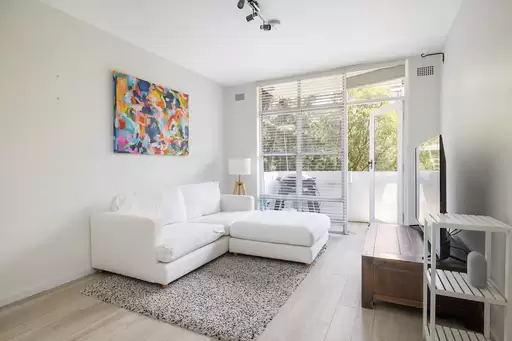 19/204 Jersey Road, Paddington Sold by Sydney Sotheby's International Realty