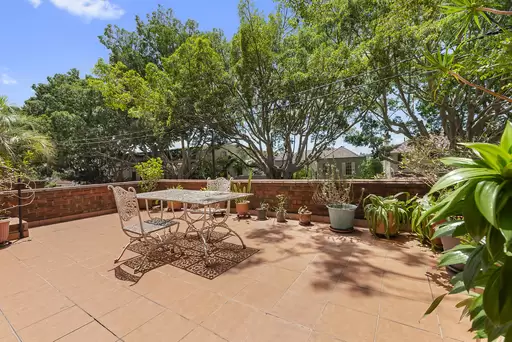 1/410 Edgecliff Road, Woollahra Sold by Sydney Sotheby's International Realty