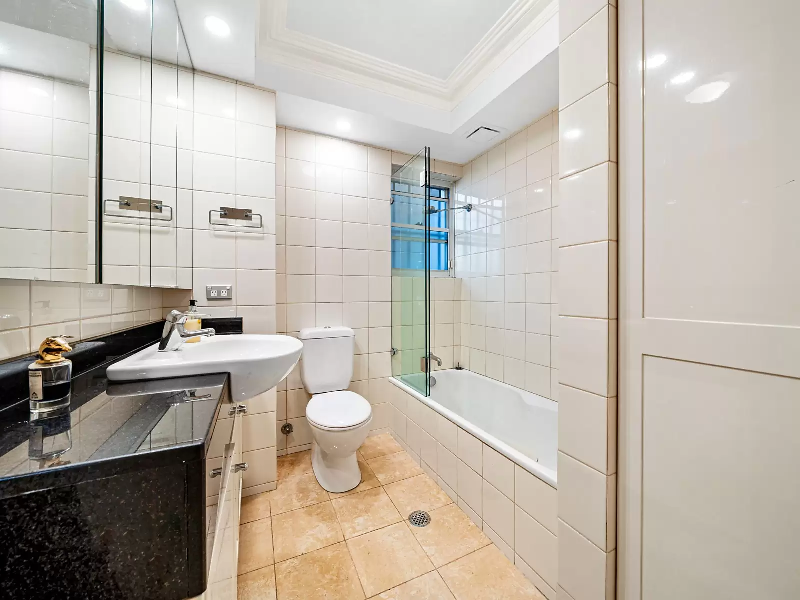 2/104 Elizabeth Bay Road, Elizabeth Bay Sold by Sydney Sotheby's International Realty - image 16