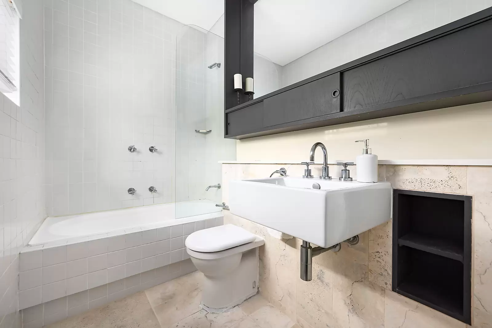 8/58 Dolphin Street, Coogee Sold by Sydney Sotheby's International Realty - image 4