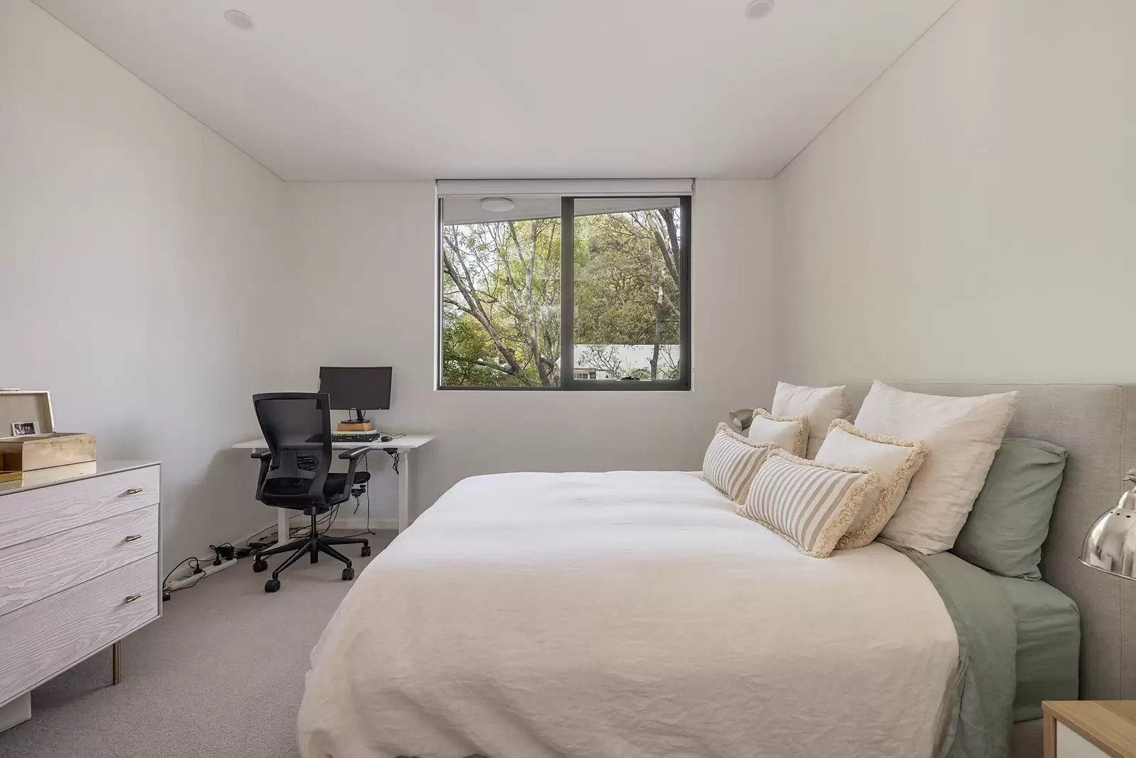 206/18-28 Neild Avenue, Darlinghurst Sold by Sydney Sotheby's International Realty - image 10