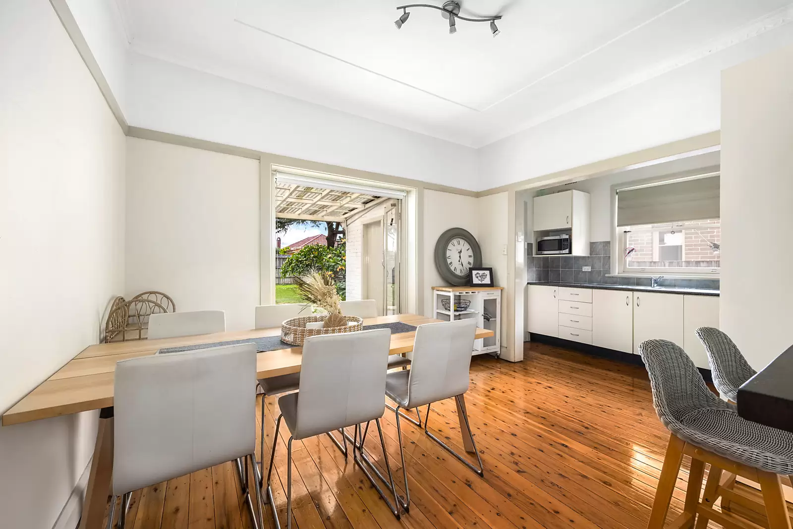 29 Loch Maree Street, Maroubra Sold by Sydney Sotheby's International Realty - image 7