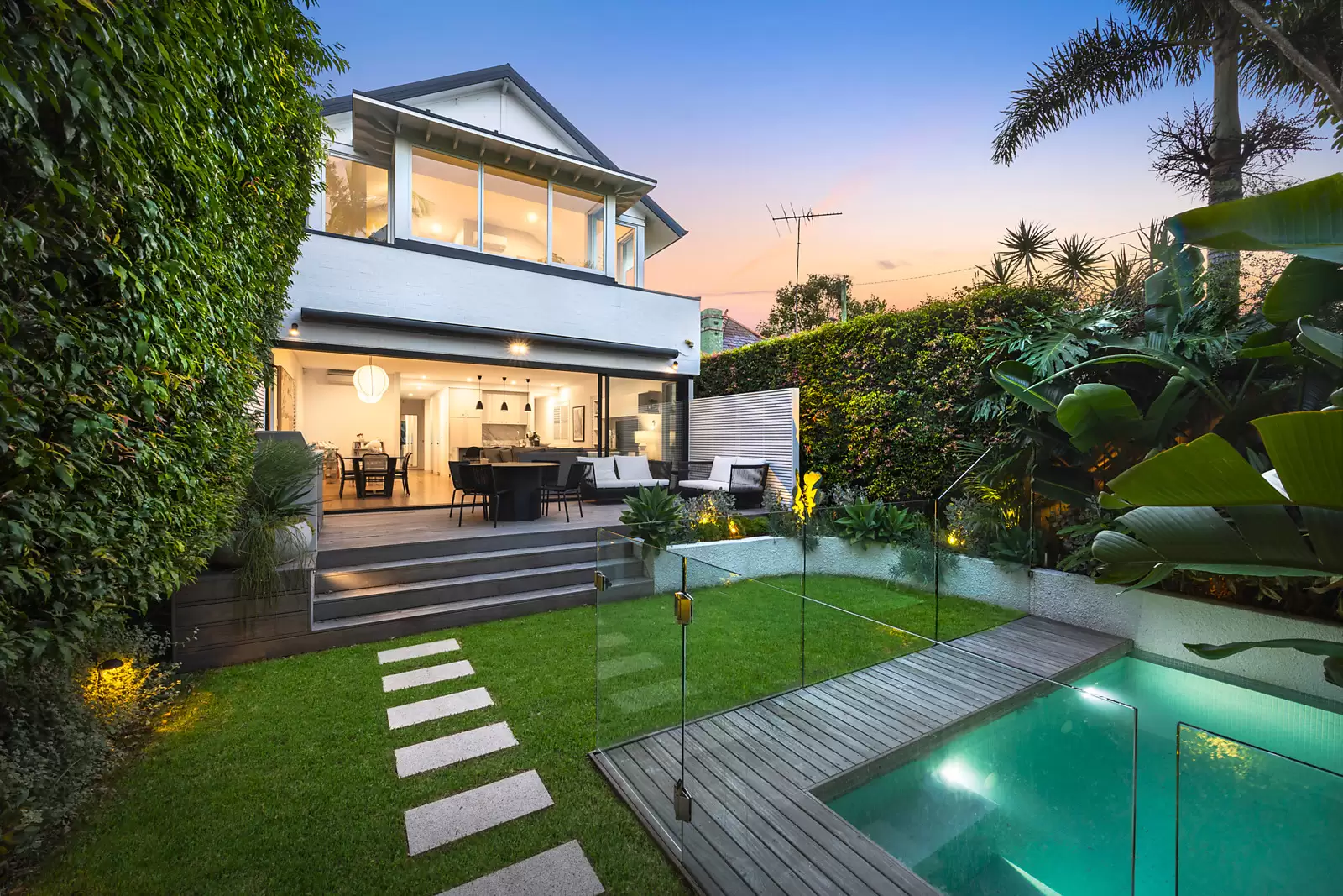 4 Carter Street, Randwick Sold by Sydney Sotheby's International Realty - image 1