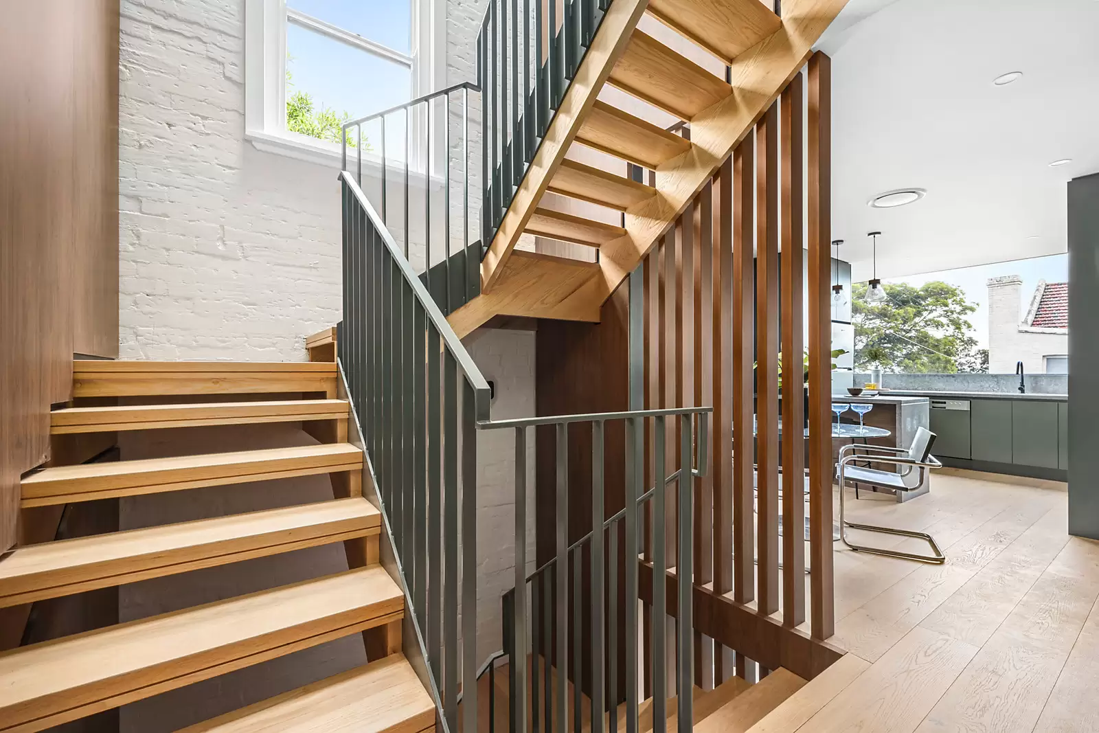 4/69-73 MacPherson Street, Waverley Sold by Sydney Sotheby's International Realty - image 5