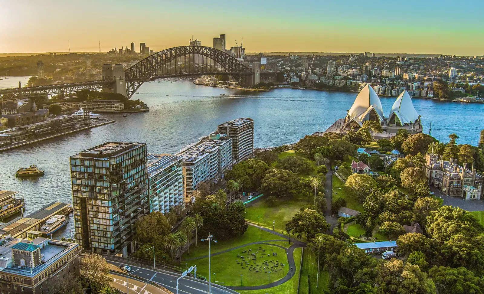 33/7-59 Macquarie Street, Sydney Sold by Sydney Sotheby's International Realty - image 3