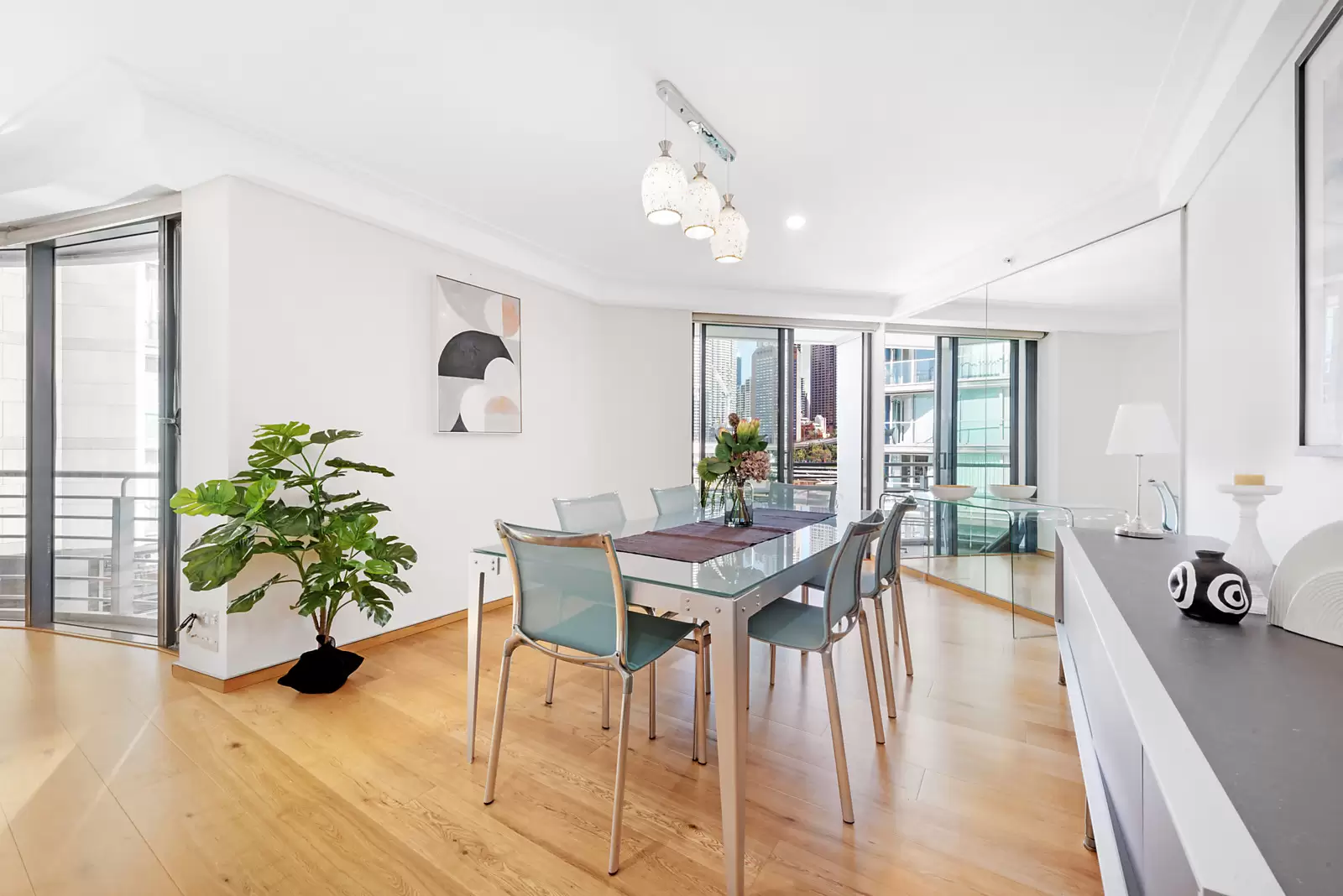 33/7-59 Macquarie Street, Sydney Sold by Sydney Sotheby's International Realty - image 9