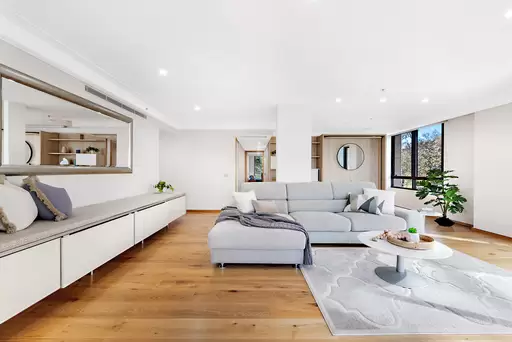 33/7-59 Macquarie Street, Sydney Sold by Sydney Sotheby's International Realty