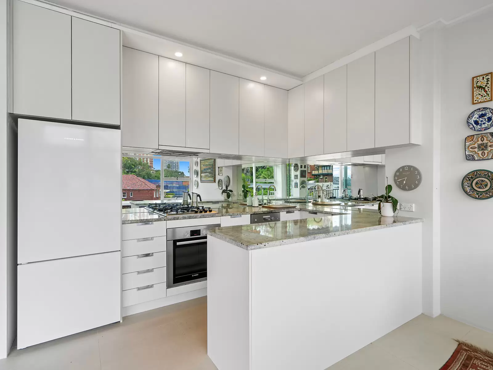 67/11 Yarranabbe Road, Darling Point Sold by Sydney Sotheby's International Realty - image 6