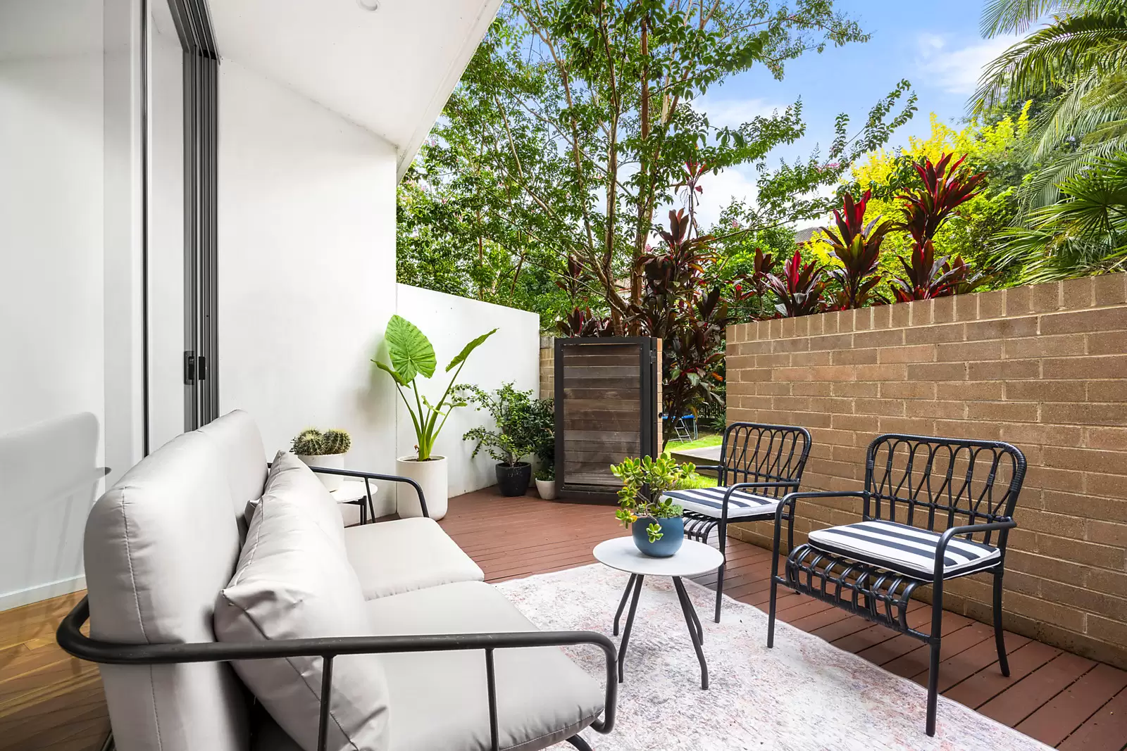 6/10-20 Anzac Parade, Kensington Sold by Sydney Sotheby's International Realty - image 2