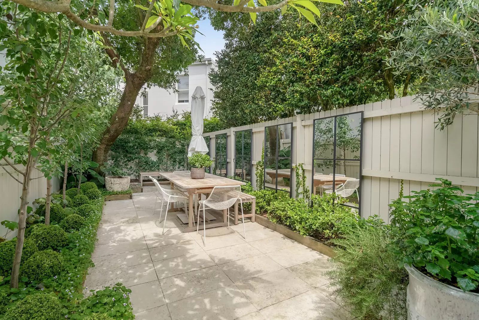 214 Underwood Street, Paddington Sold by Sydney Sotheby's International Realty - image 2