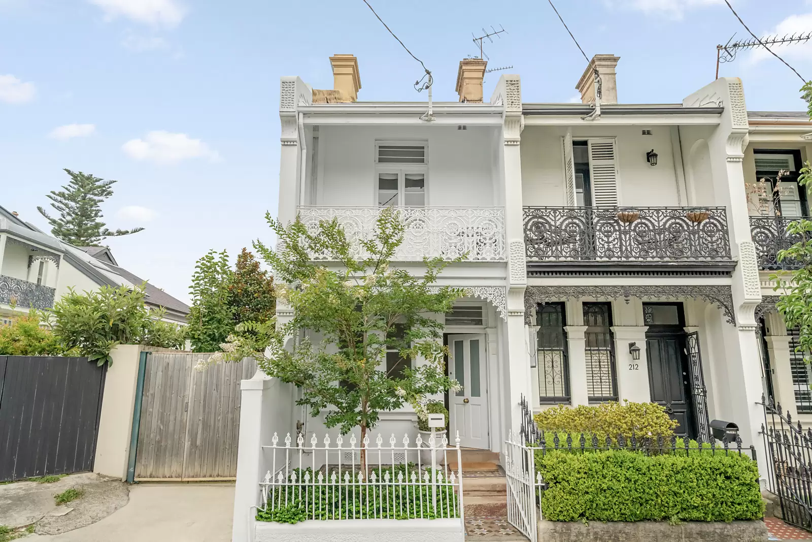 214 Underwood Street, Paddington Sold by Sydney Sotheby's International Realty - image 1