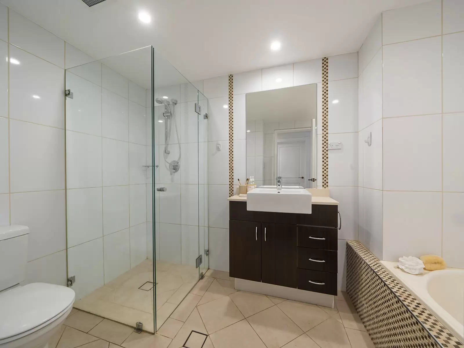 7/30-32 Birriga Road, Bellevue Hill Sold by Sydney Sotheby's International Realty - image 11