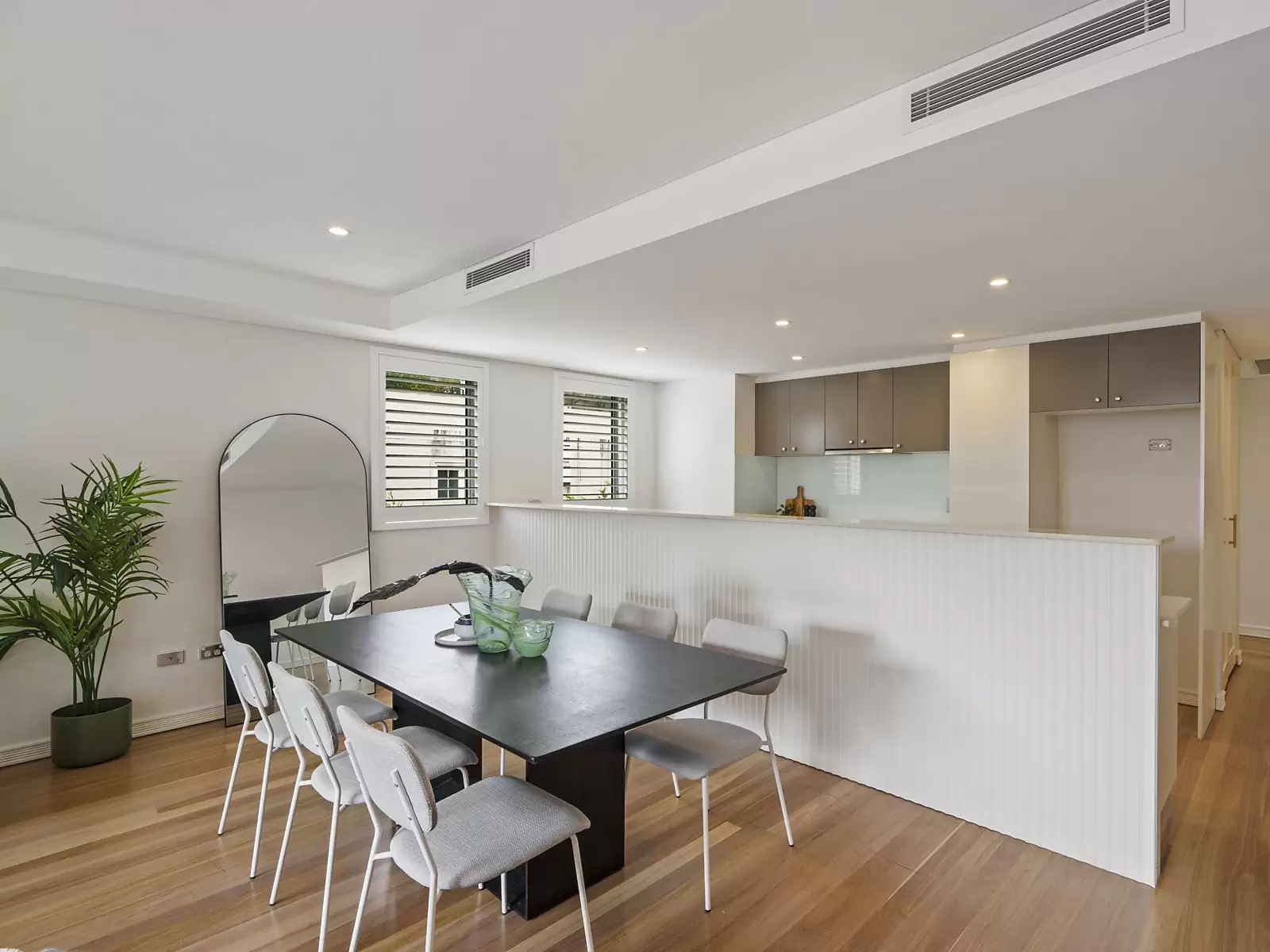 7/30-32 Birriga Road, Bellevue Hill Sold by Sydney Sotheby's International Realty - image 5