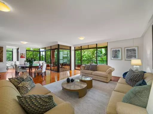 3A/81 Darling Point Road, Darling Point Sold by Sydney Sotheby's International Realty