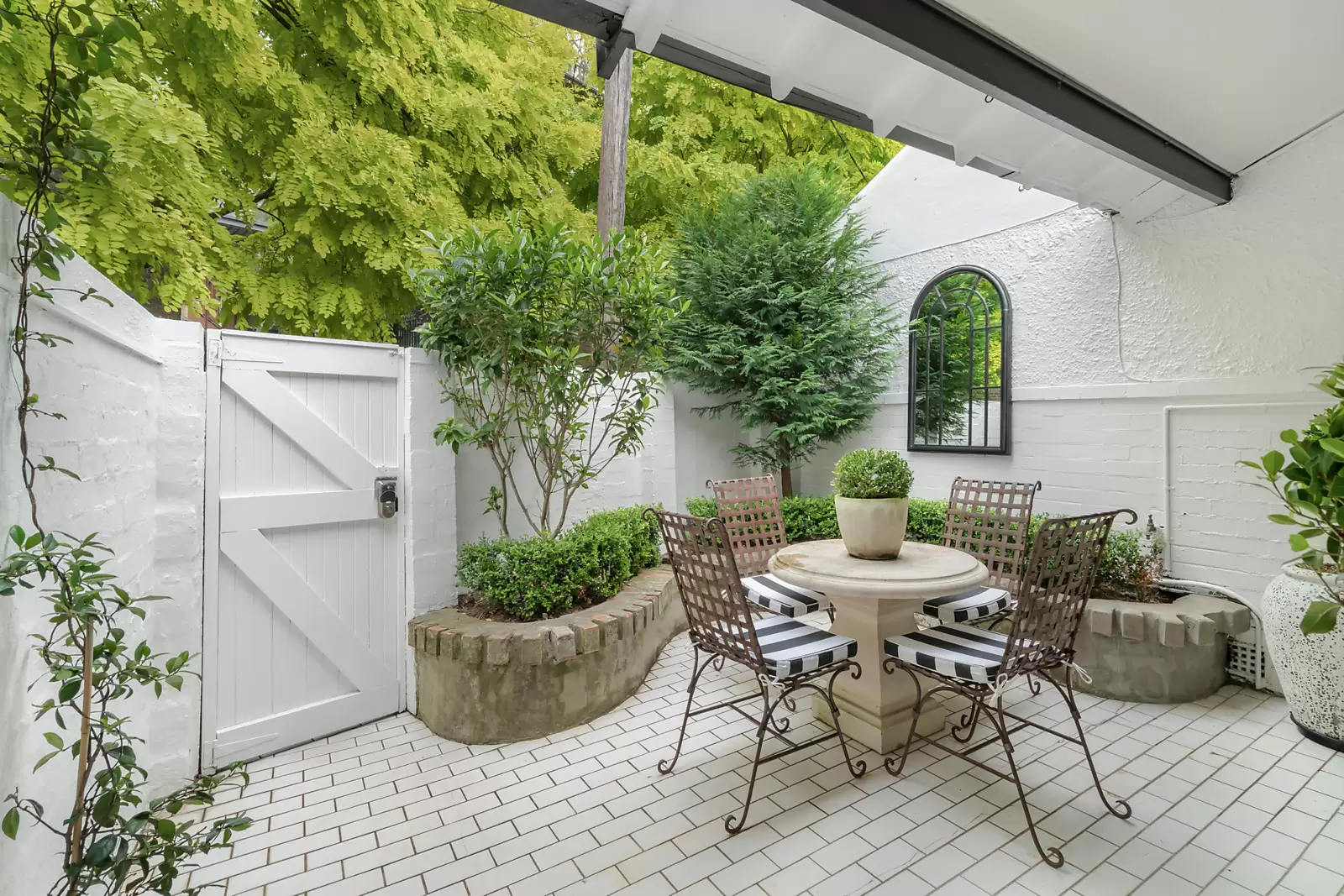 158 Barcom Avenue, Darlinghurst Sold by Sydney Sotheby's International Realty - image 2