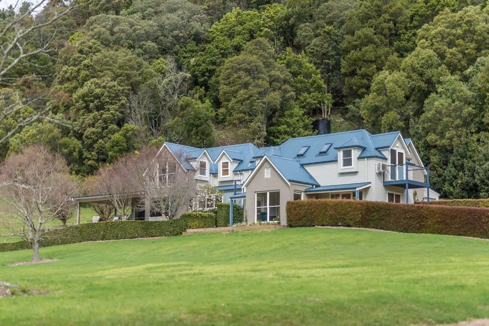 21 Wattamolla Road, Berry Sold by Sydney Sotheby's International Realty - image 2