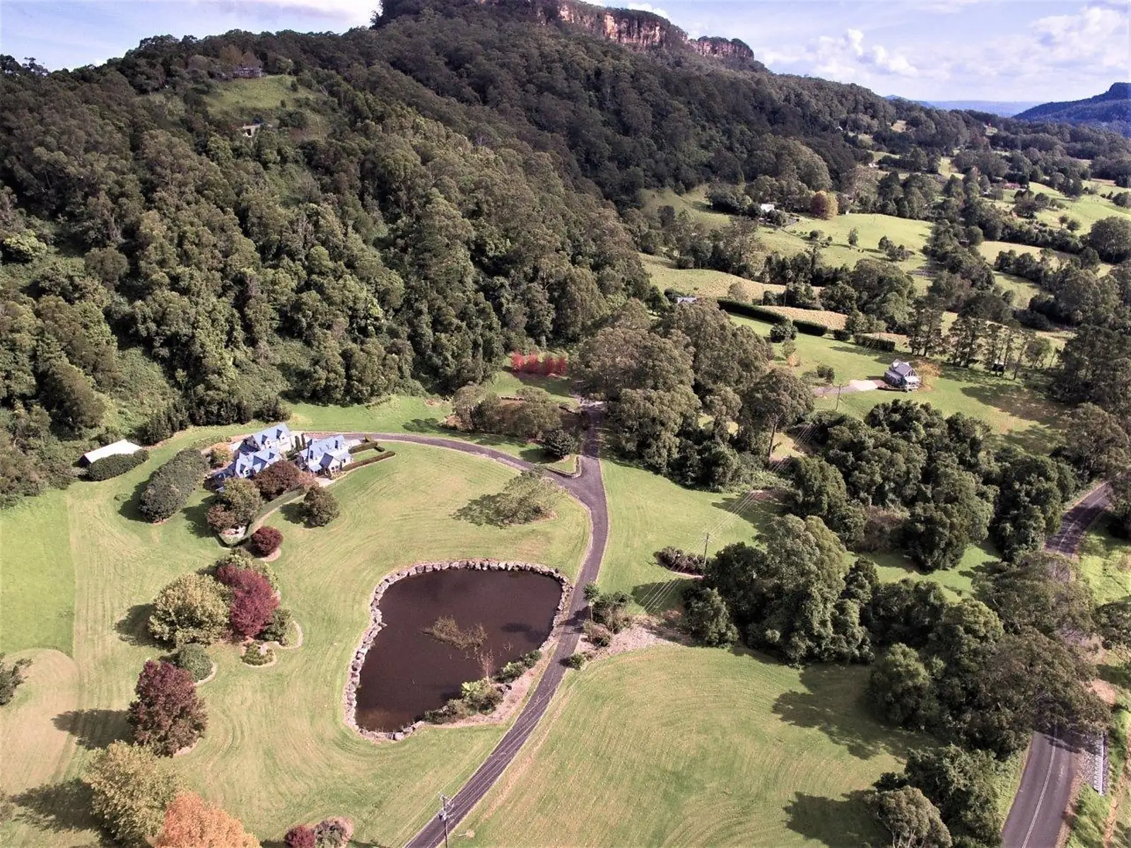 21 Wattamolla Road, Berry Sold by Sydney Sotheby's International Realty - image 3