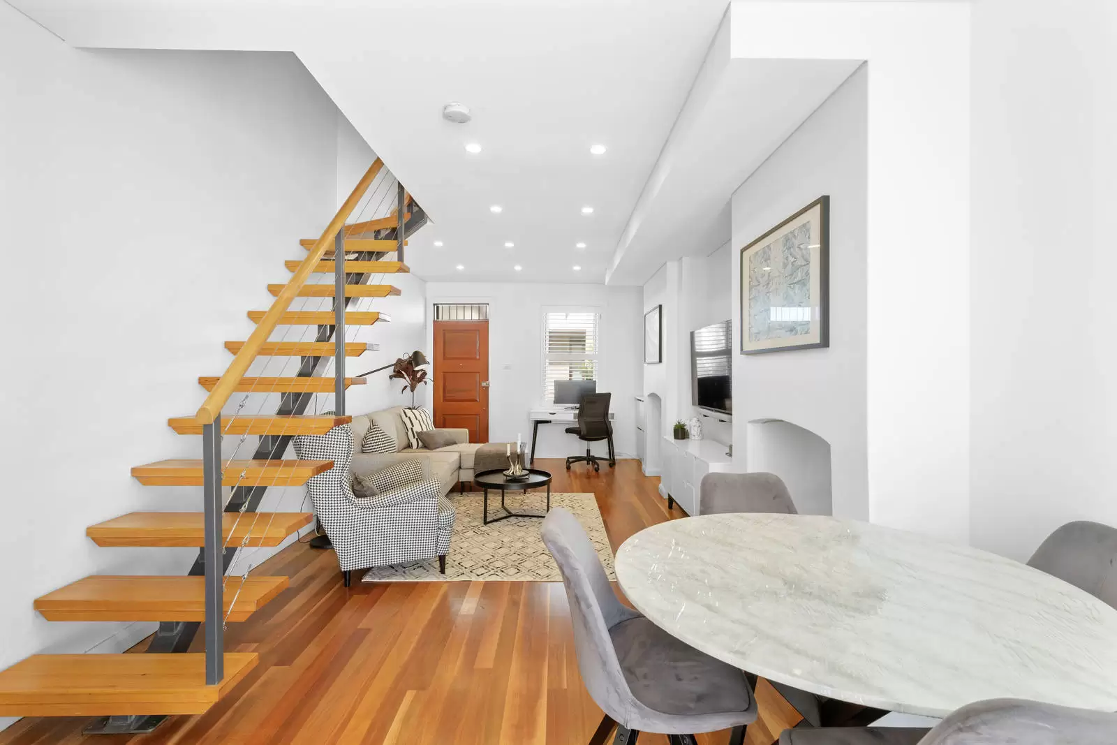 11 Mount Street, Pyrmont Leased by Sydney Sotheby's International Realty - image 2