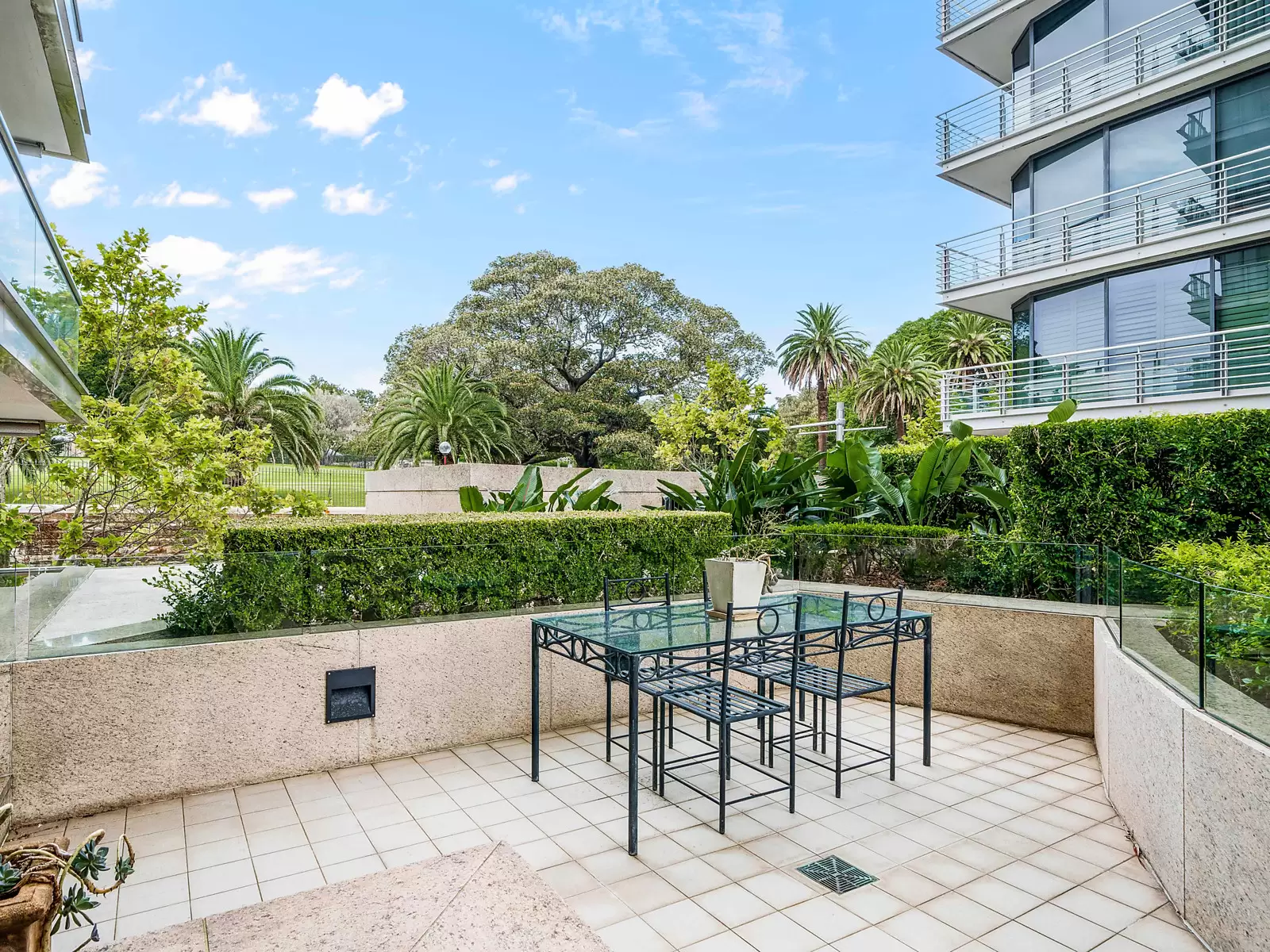 24/1 Macquarie Street, Sydney Sold by Sydney Sotheby's International Realty - image 5