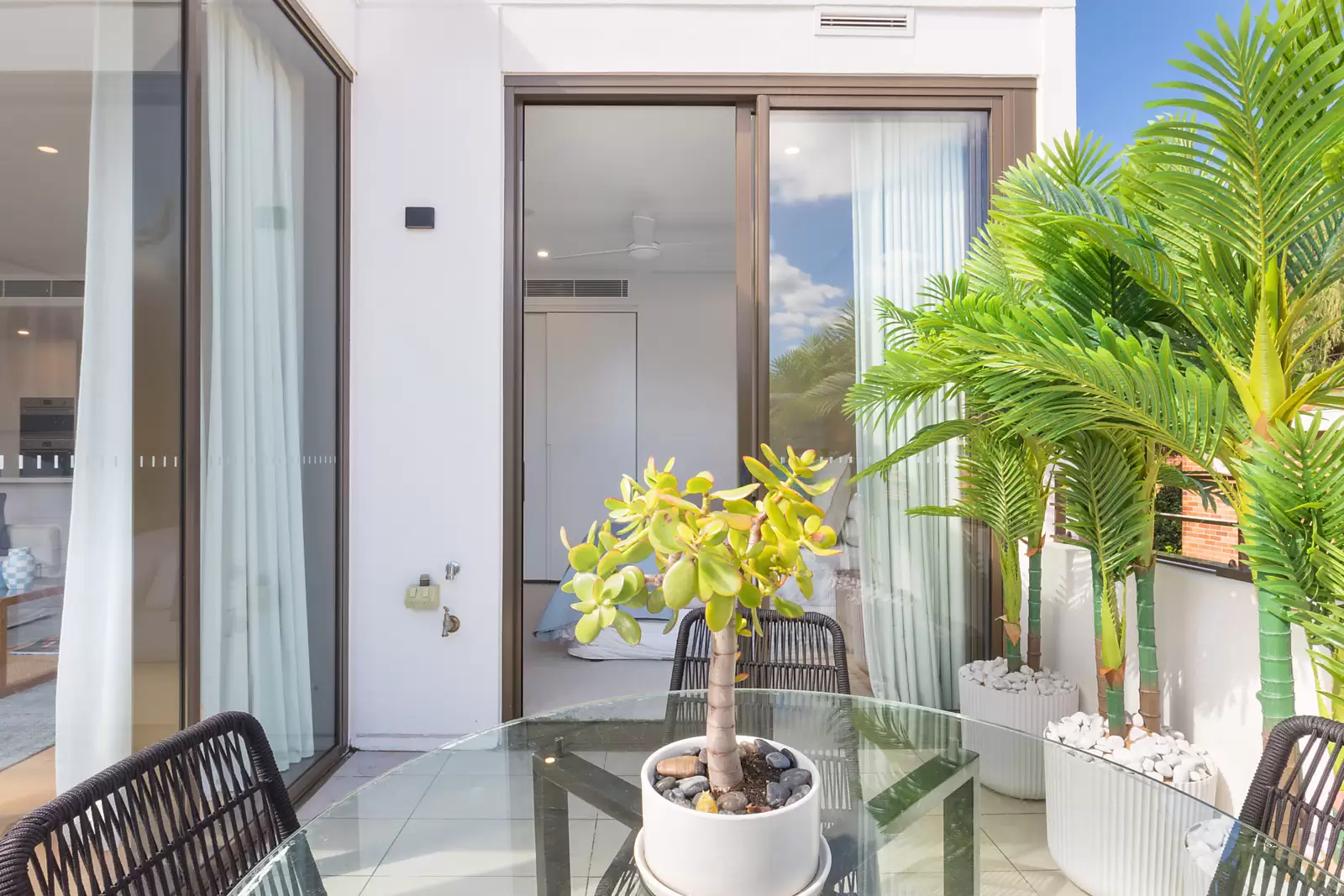 305/105 Wellington Street, Bondi Beach Sold by Sydney Sotheby's International Realty - image 6