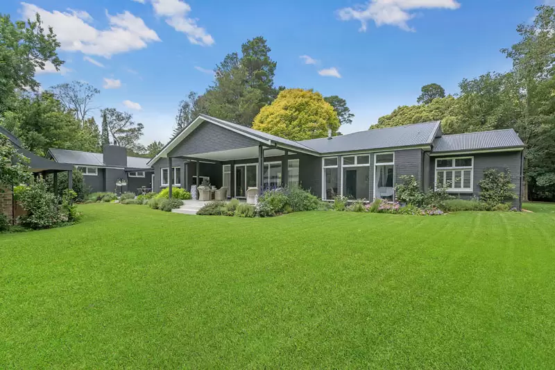 8 Nerang Street, Burradoo Sold by Sydney Sotheby's International Realty - image 23