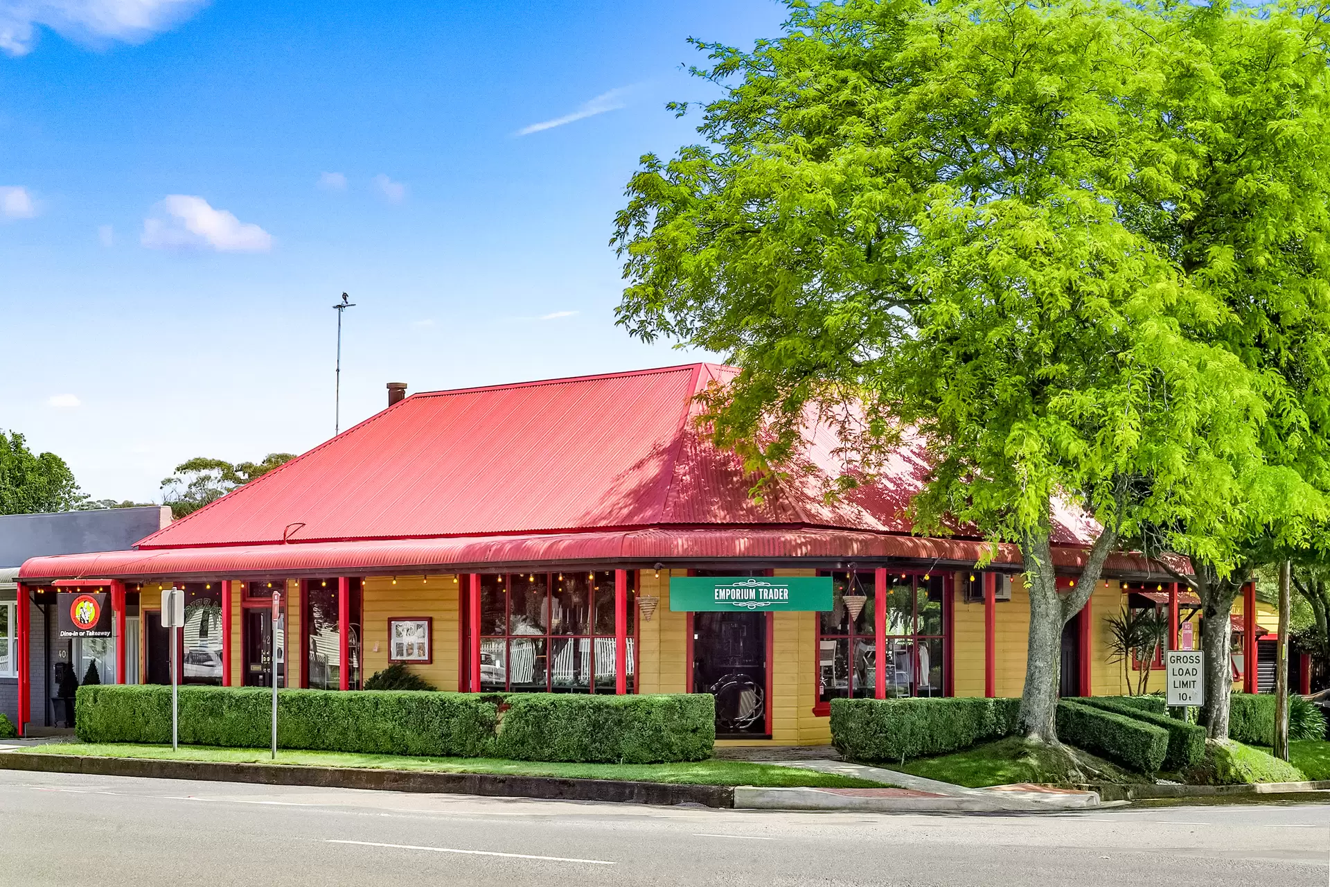 42 Hoddle Street, Robertson Sold by Sydney Sotheby's International Realty - image 1