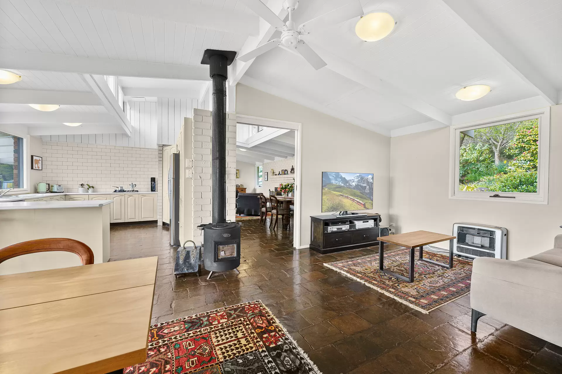 77 Kia-Ora Lane, Kangaloon Sold by Sydney Sotheby's International Realty - image 10