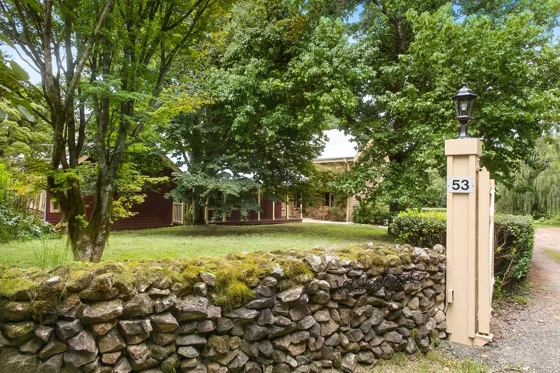 53 Missingham Parade, Robertson Sold by Sydney Sotheby's International Realty - image 2