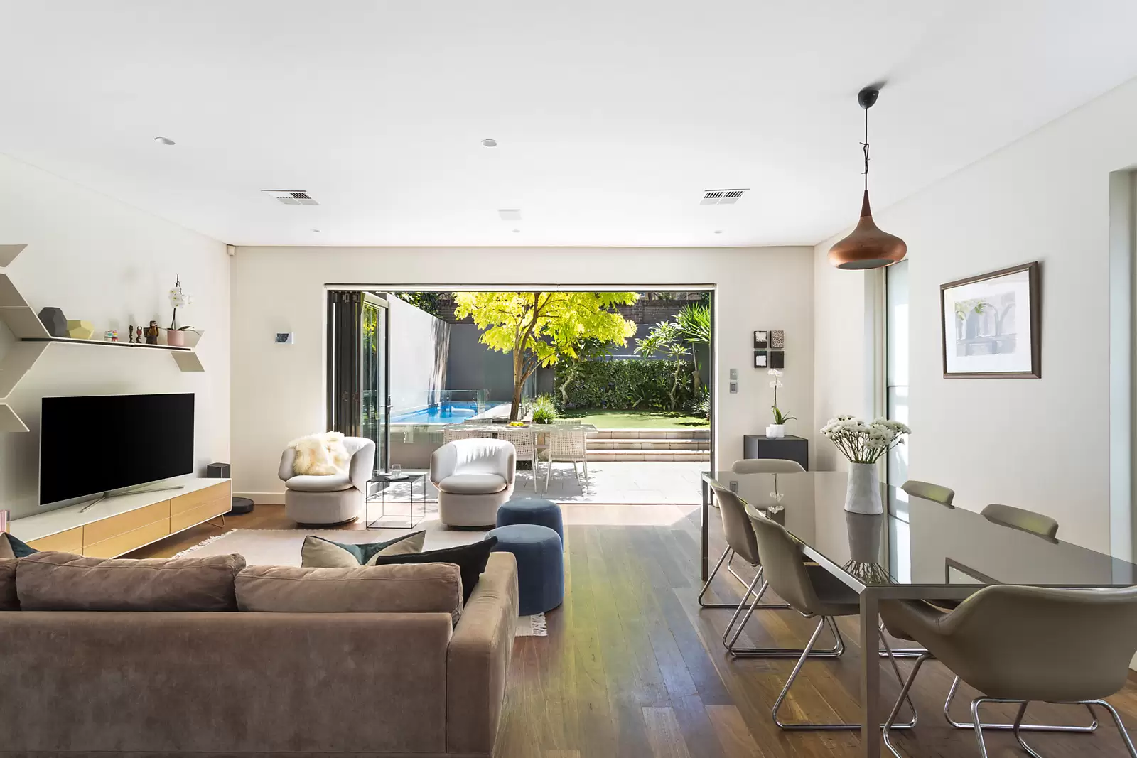 11A Prospect Street, Waverley Sold by Sydney Sotheby's International Realty - image 1