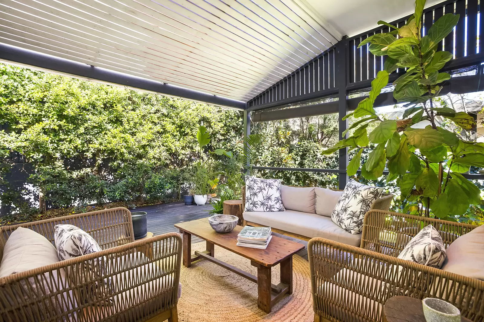 8 St Pauls Street, Randwick Sold by Sydney Sotheby's International Realty - image 2