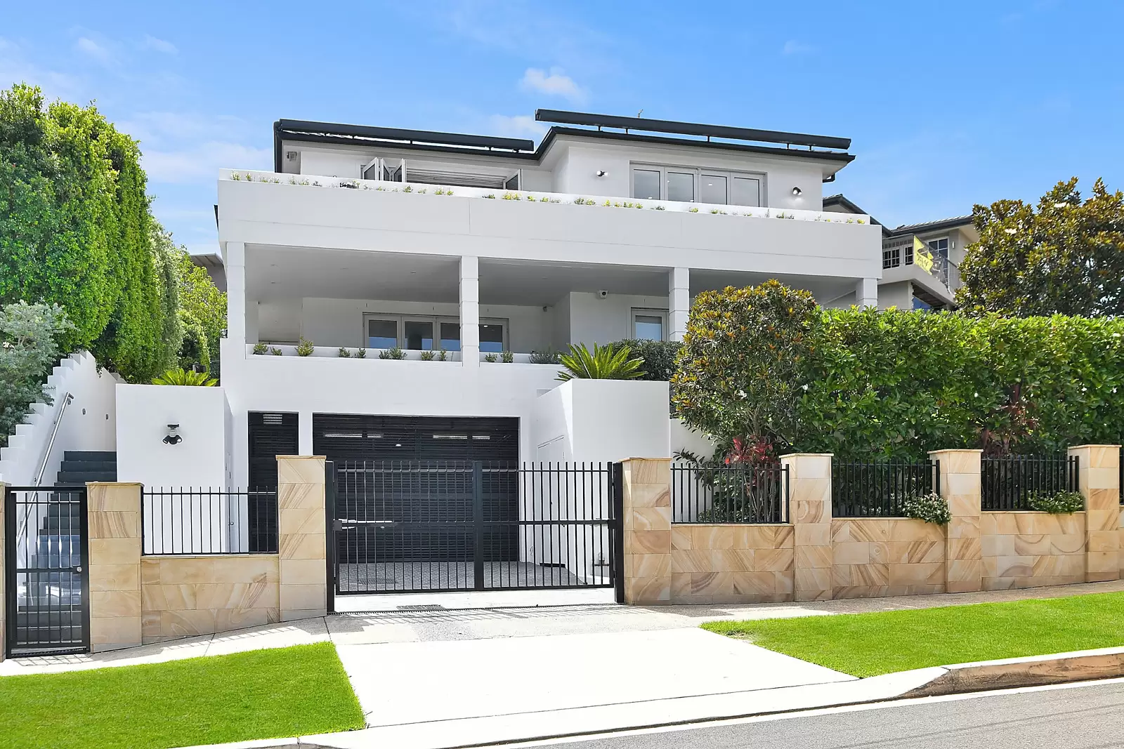 54 Carlotta Road, Double Bay Sold by Sydney Sotheby's International Realty - image 1