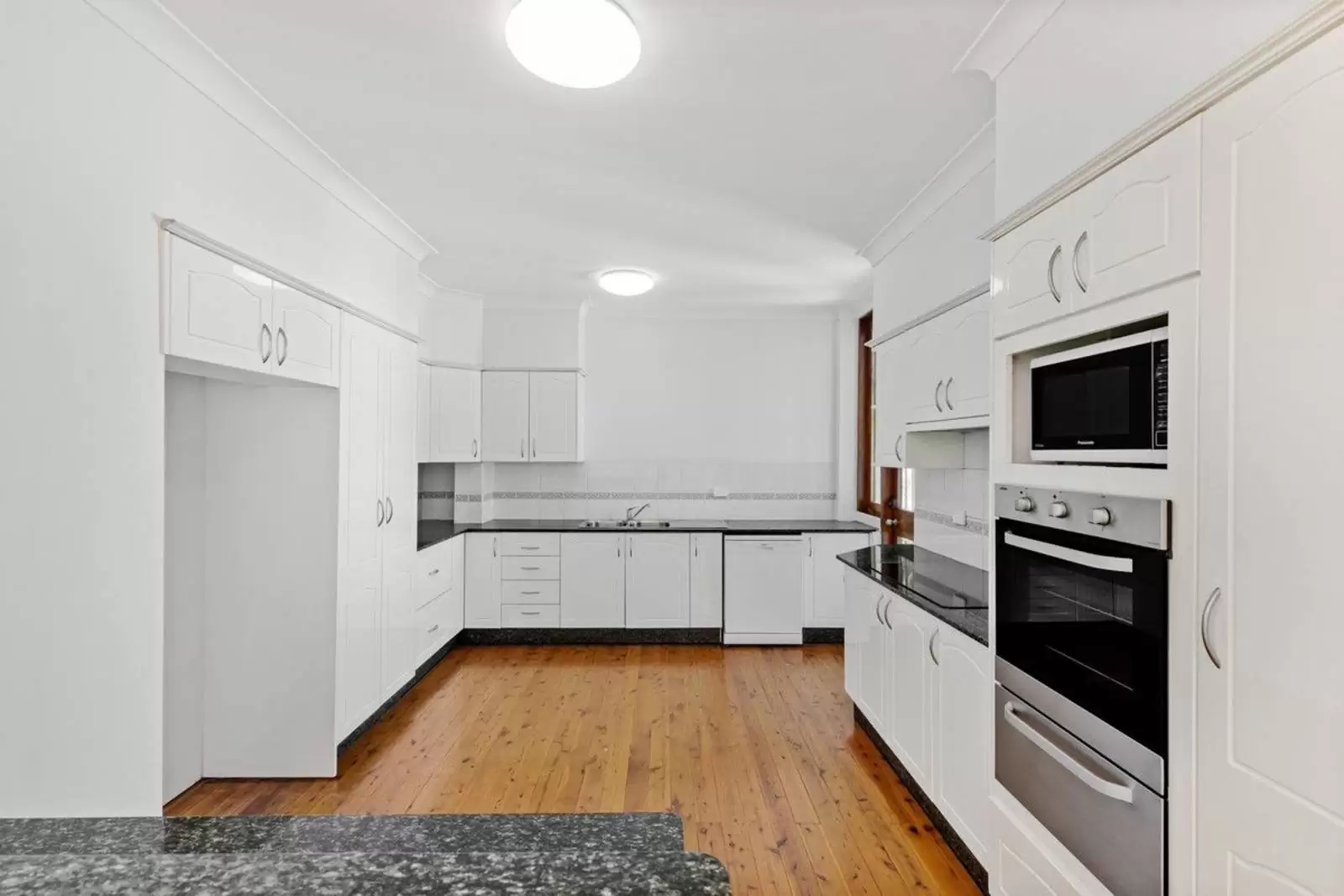 38B Wentworth Road, Vaucluse Leased by Sydney Sotheby's International Realty - image 4