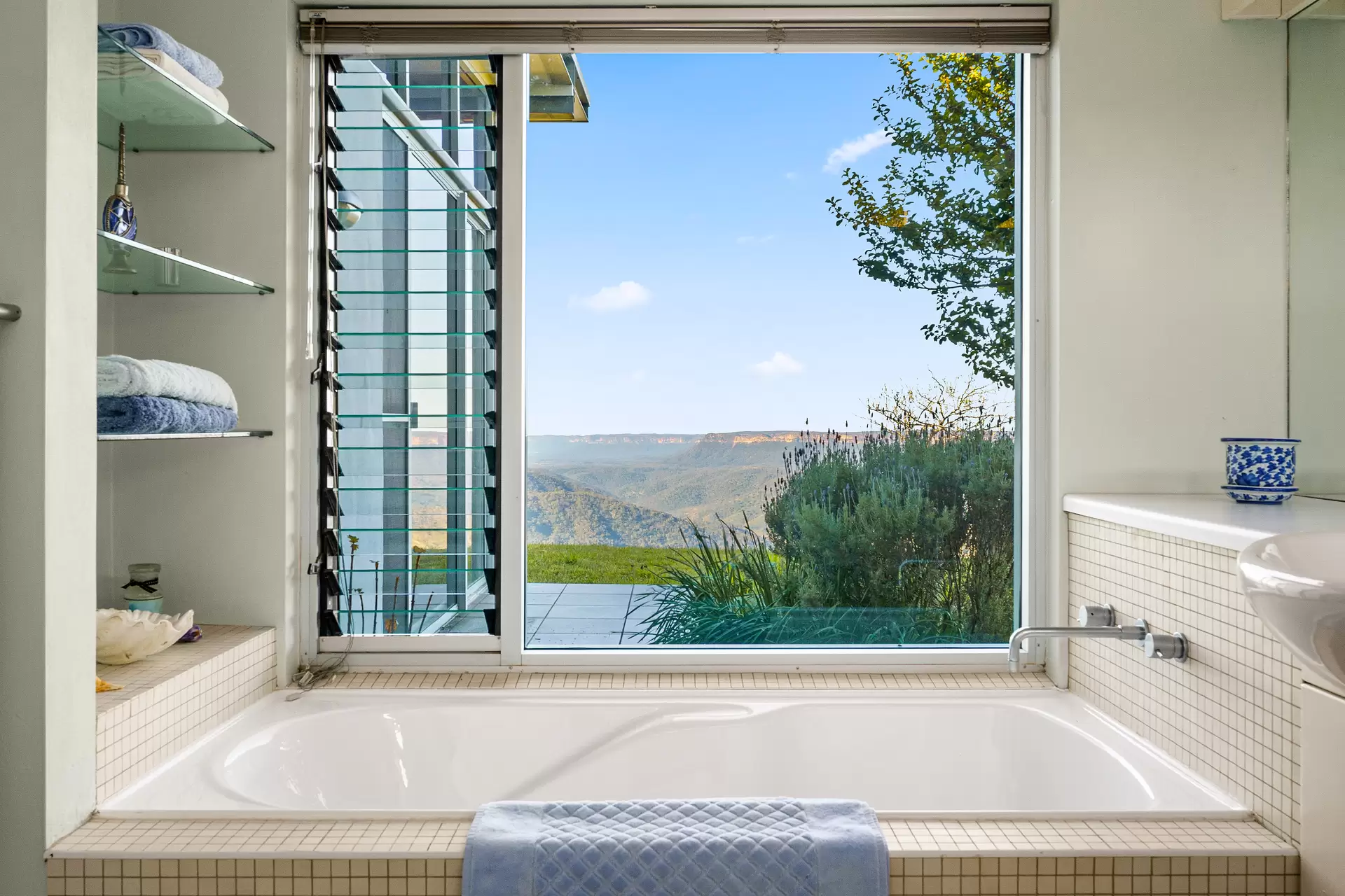 Bullio Sold by Sydney Sotheby's International Realty - image 14