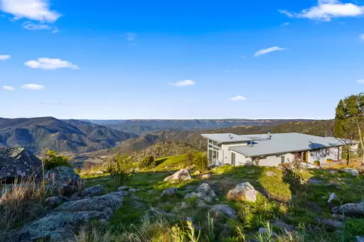 Bullio Sold by Sydney Sotheby's International Realty