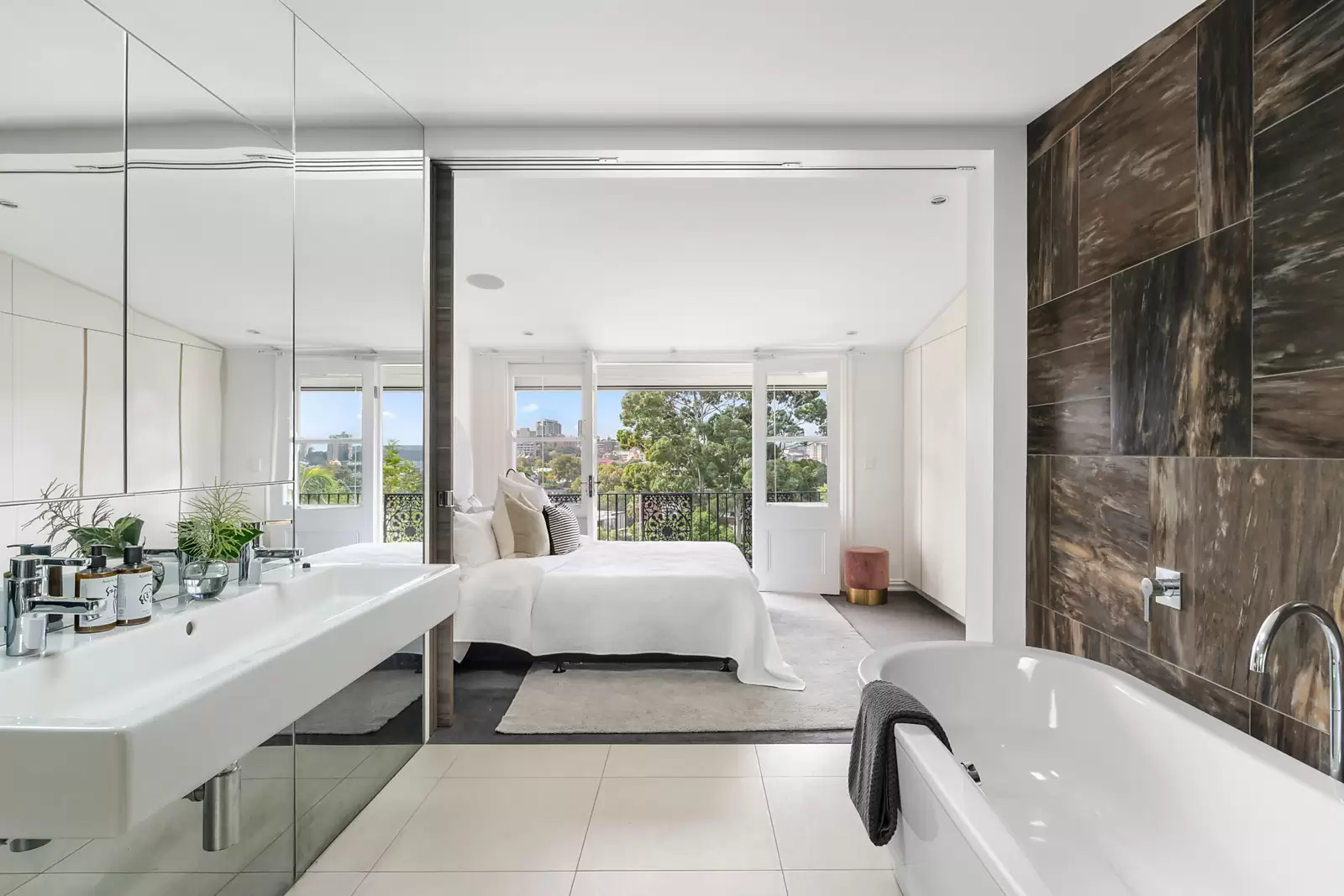 194 Glenmore Road, Paddington Sold by Sydney Sotheby's International Realty - image 9