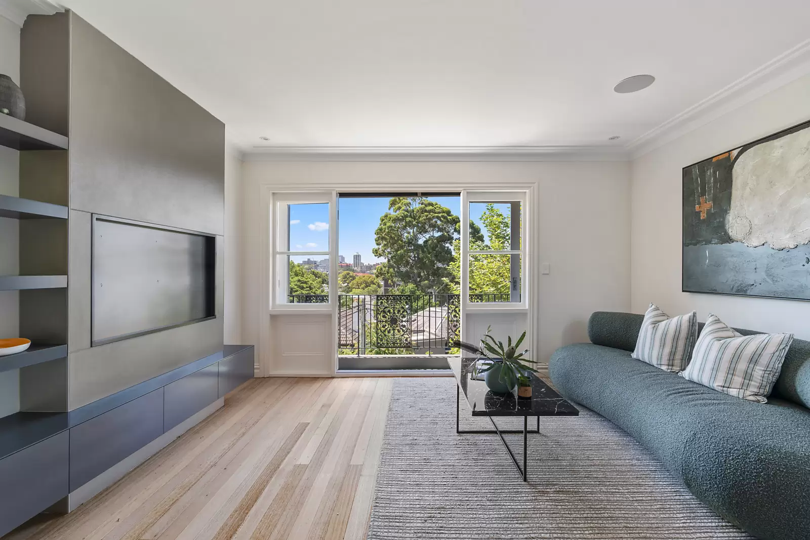 194 Glenmore Road, Paddington Sold by Sydney Sotheby's International Realty - image 2