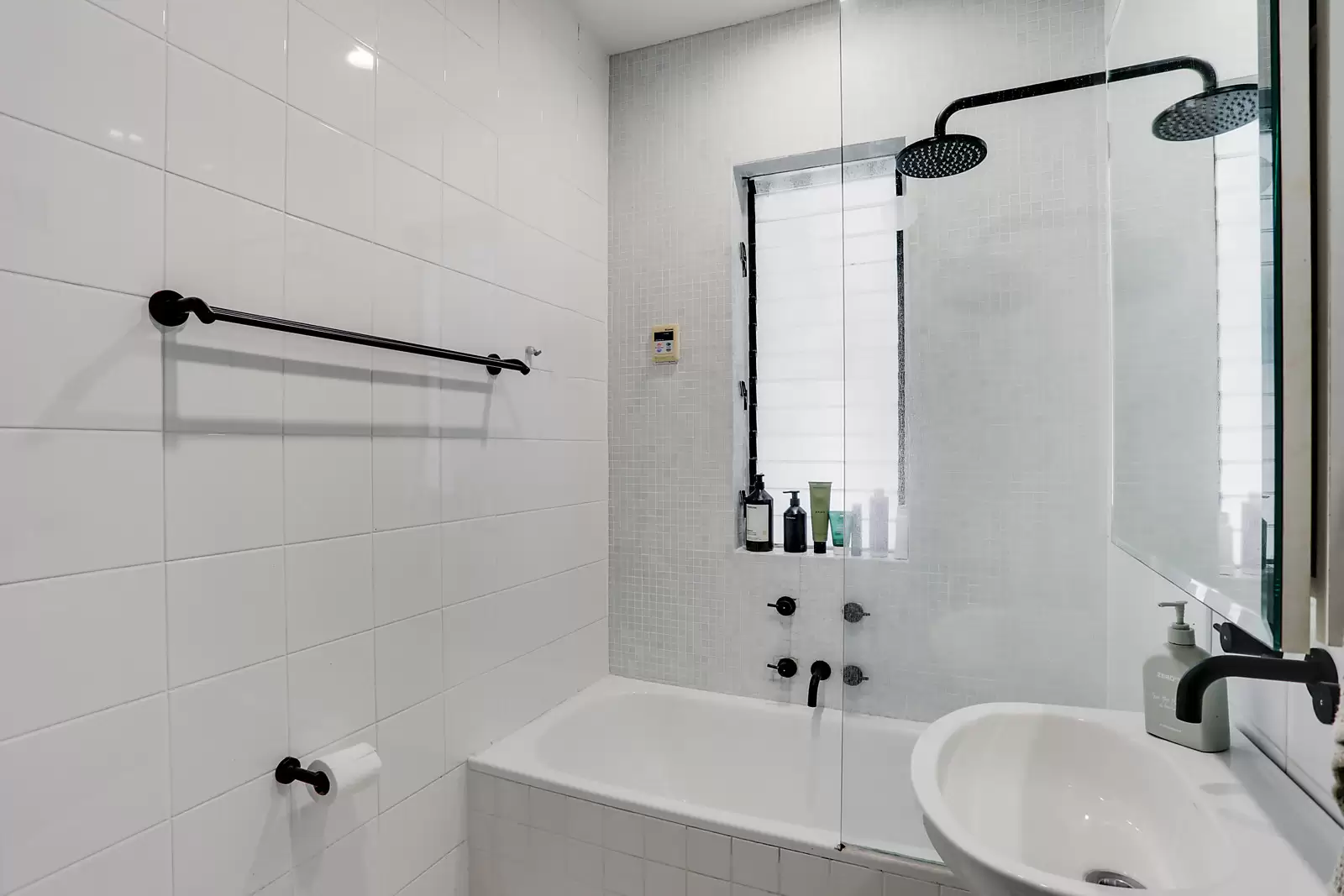 2/23 Dudley Street, Coogee Sold by Sydney Sotheby's International Realty - image 8
