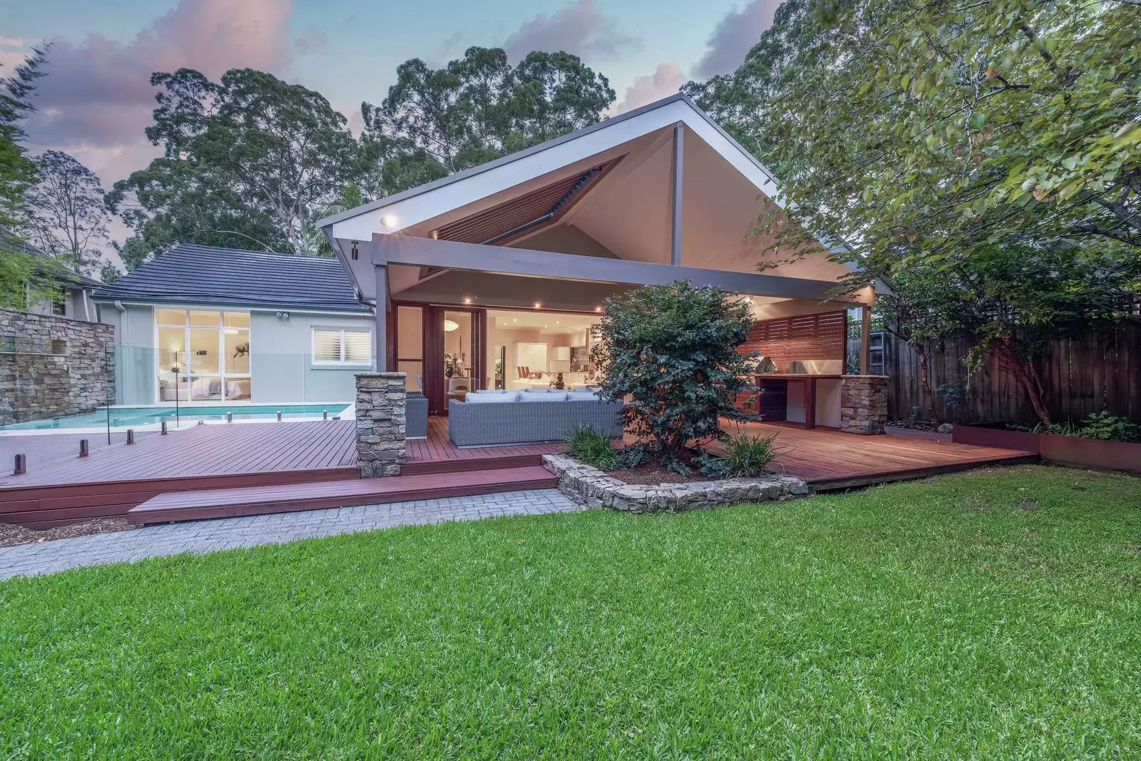 3 Rawson Crescent, Pymble Sold by Sydney Sotheby's International Realty - image 4