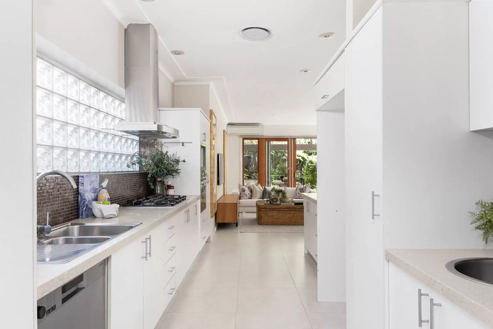 3 Rawson Crescent, Pymble Sold by Sydney Sotheby's International Realty - image 8