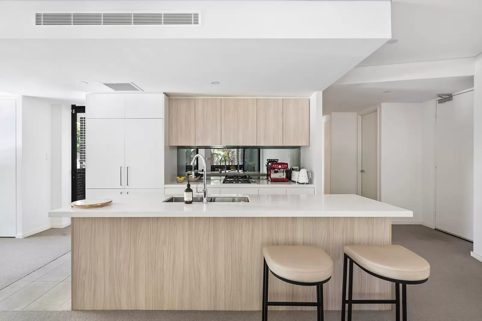 G04/18-28 Neild Avenue, Darlinghurst Sold by Sydney Sotheby's International Realty - image 2